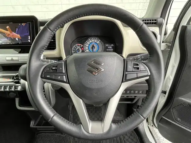 スズキ クロスビー HYBRID MZ 宮崎県 2019(令1)年 3.8万km ピュアホワイトパール/ブラック2トーンルーフ 社外ナビ「AVN-D9」/(AM.FM.Bluetooth.DVD.CD.SD)/フルセグTV/バックカメラ/コーナーセンサー/ETC/クルーズコントロール/シートヒーター/パドルシフト/横滑り防止機能/アイドリングストップ/衝突軽減ブレーキ/レーンキープアシスト/電格ミラー/パワーステアリング/パワーウィンドウ/スマートキー