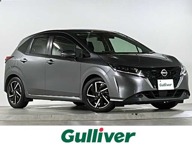 日産 ノート X 広島県 2022(令4)年 2.6万km ダークメタルグレー 禁煙/純正ナビ/フルセグTV/Bluetooth/USB/アラウンドビューモニター/デジタルインナーミラー /LEDオートライト/オートハイビーム/ワイヤレス充電/ドライブレコーダー/純正フロアマット/純正ドアバイザー/ビルトインETC2.0/スマートキー/スペアキー /プッシュスタート /純正16インチアルミホイール