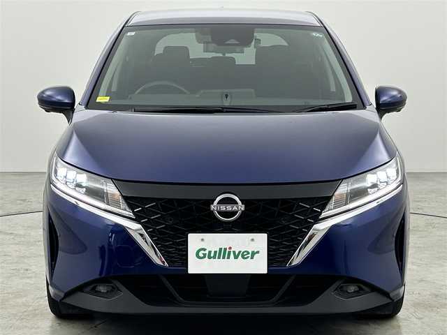 日産 ノート X 福岡県 2021(令3)年 4.5万km オーロラフレアブルーパール 純正ナビ　/アラウンドビューモニター　/ＥＴＣ　/前方ドラレコ　/インテリジェントルームミラー　/置くだけ充電　/ＡＣＣ　/プロパイロット　/コーナーセンサー　/エマージェンシーブレーキ　/レーンキープ　/ＢＳＭ　/ＬＥＤ