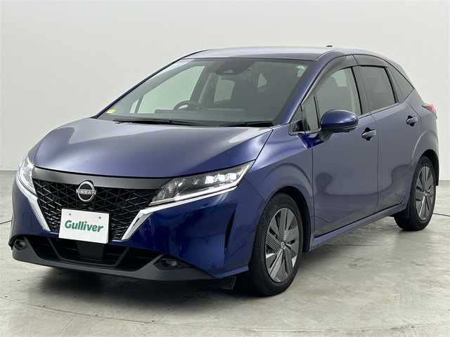 日産 ノート X 福岡県 2021(令3)年 4.5万km オーロラフレアブルーパール 純正ナビ　/アラウンドビューモニター　/ＥＴＣ　/前方ドラレコ　/インテリジェントルームミラー　/置くだけ充電　/ＡＣＣ　/プロパイロット　/コーナーセンサー　/エマージェンシーブレーキ　/レーンキープ　/ＢＳＭ　/ＬＥＤ