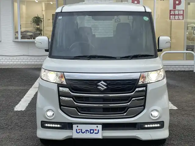 スズキ スペーシア カスタム Z ターボ 徳島県 2017(平29)年 9.5万km クリスタルホワイトP (株)IDOMが運営する【じしゃロン徳島店】の自社ローン専用車両になりますこちらは現金またはオートローンご利用時の価格です。/自社ローンご希望の方は別途その旨お申付け下さい”										/レーダーブレーキサポート/レーンキープアシスト/社外ナビゲーション/（フルセグ/CD/DVD/SD/BT)/バックカメラ/ETC/両側パワースライドドア/トラクションコントロール/アイドリングストップ/社外ドライブレコーダー/パドルシフト/運転席シートヒーター/LEDヘッドライト/LEDデイライト/フォグランプ/クルーズコントロール/革巻きステアリング/ステアリングリモコン/電動格納ミラー/プッシュスタート/スマートキー/純正フロアマット/サイドバイザー