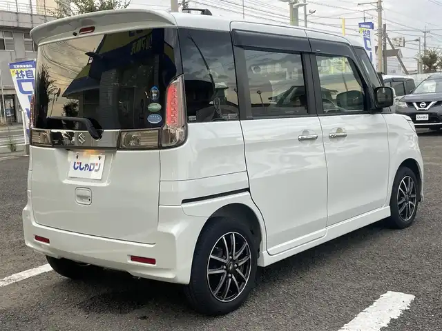 スズキ スペーシア カスタム Z ターボ 徳島県 2017(平29)年 9.5万km クリスタルホワイトP (株)IDOMが運営する【じしゃロン徳島店】の自社ローン専用車両になりますこちらは現金またはオートローンご利用時の価格です。/自社ローンご希望の方は別途その旨お申付け下さい”										/レーダーブレーキサポート/レーンキープアシスト/社外ナビゲーション/（フルセグ/CD/DVD/SD/BT)/バックカメラ/ETC/両側パワースライドドア/トラクションコントロール/アイドリングストップ/社外ドライブレコーダー/パドルシフト/運転席シートヒーター/LEDヘッドライト/LEDデイライト/フォグランプ/クルーズコントロール/革巻きステアリング/ステアリングリモコン/電動格納ミラー/プッシュスタート/スマートキー/純正フロアマット/サイドバイザー