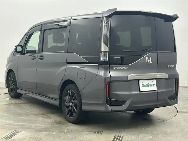 ホンダ ステップワゴン スパーダクールスピリット HセンシングBスタイル 岡山県 2019(令1)年 5.7万km モダンスティールM 純正メモリーナビ/【BT/フルセグTV/Carplay/USB接続/iPod】/型番:VXU-197SWi/両側パワースライドドア/レーダークルーズコントロール/バックカメラ/ハーフレザーシート/衝突軽減ブレーキシステム/純正ドライブレコーダー（前）/純正フロアマット/純正17インチアルミホイール/LEDヘッドライト/横滑り防止/禁煙車/パドルシフト