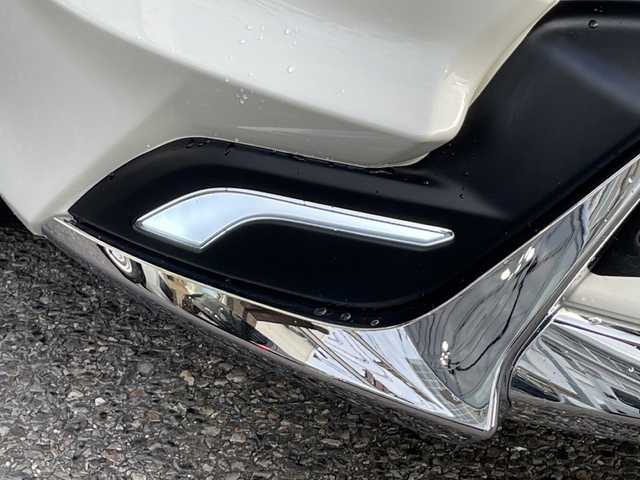 トヨタ ハリアー ハイブリッド Z レザーパッケージ 福島県 2020(令2)年 5.3万km ホワイトパールクリスタルシャイン モデリスタフルエアロ/モデリスタ20インチアルミ/JBLプレミアムサウンド/純正ドライブレコーダー/パワーバックドア/ハンドルヒーター/全方位カメラ/レーダークルーズコントロール/デジタルインナーミラー/オートマチックハイビーム