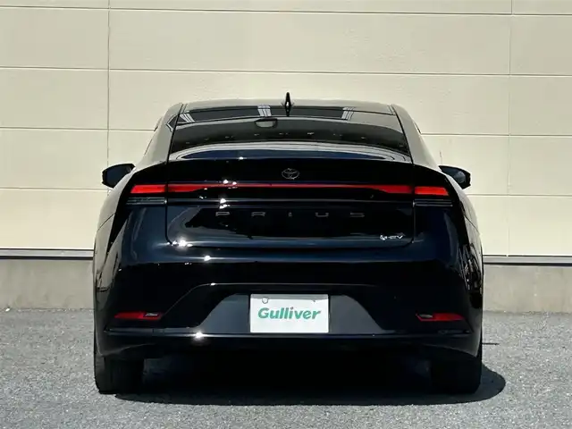 トヨタ プリウス Z 茨城県 2023(令5)年 3.8万km アティチュードブラックマイカ メーカーオプションナビ/パノラミックビューモニター/フルセグ/パワーバックドア/デジタルインナーミラー/ETC2.0/シートヒーター/パワーシート/純正ドアバイザー/クリアランスソナー/レーダークルーズコントロール/本革シート/レーンディパーチャーアラート/純正19インチアルミホイール/オートマチックハイビーム/ヘッドライトレベライザー/LEDヘッドライト