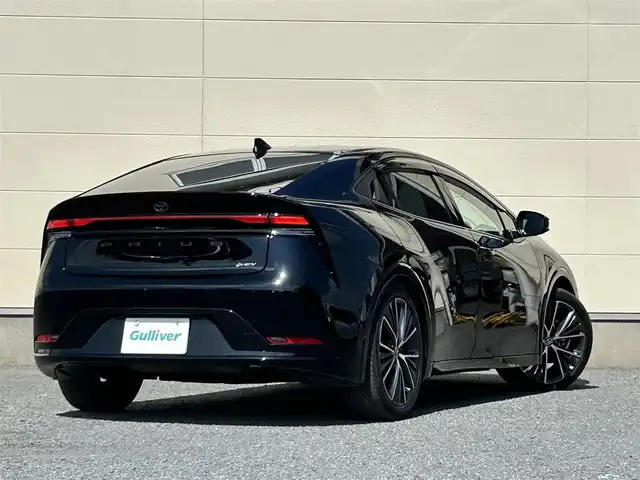 トヨタ プリウス Z 茨城県 2023(令5)年 3.8万km アティチュードブラックマイカ メーカーオプションナビ/パノラミックビューモニター/フルセグ/パワーバックドア/デジタルインナーミラー/ETC2.0/シートヒーター/パワーシート/純正ドアバイザー/クリアランスソナー/レーダークルーズコントロール/本革シート/レーンディパーチャーアラート/純正19インチアルミホイール/オートマチックハイビーム/ヘッドライトレベライザー/LEDヘッドライト