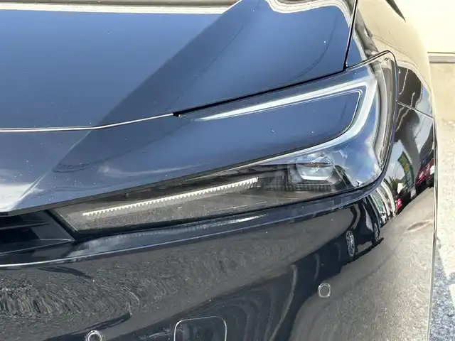 トヨタ プリウス Z 茨城県 2023(令5)年 3.8万km アティチュードブラックマイカ メーカーオプションナビ/パノラミックビューモニター/フルセグ/パワーバックドア/デジタルインナーミラー/ETC2.0/シートヒーター/パワーシート/純正ドアバイザー/クリアランスソナー/レーダークルーズコントロール/本革シート/レーンディパーチャーアラート/純正19インチアルミホイール/オートマチックハイビーム/ヘッドライトレベライザー/LEDヘッドライト
