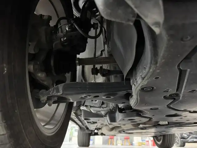 トヨタ ハリアー ハイブリッド Z レザーパッケージ 三重県 2021(令3)年 5.1万km ホワイトパールクリスタルシャイン ハイブリッド/FF/MTモード付フロアCVT/純正 12.3インチナビ/（AM/FM/TV/Bluetooth/USB/iPod/CarPlay/AndroidAuto/Miracast）/【OP】パノラミックビューモニター（シースルービュー機能付）/JBLプレミアムサウンドシステム（9スピーカー＆アンプ）/ドライブレコーダー 前後（デジタルミラー内蔵）/ETC2.0/Toyota Safety Sense/●プリクラッシュセーフティ/●レーントレーシングアシスト/●レーダークルコン/●アダプティブハイビームシステム/●ロードサインアシスト/・先行車発進告知機能/・ブラインドスポットモニター/・パーキングサポートブレーキ（前後静止物、後方接近車両）/など/装備/・デジタルインナーミラー（前後録画機能付）/・カラーヘッドアップディスプレイ/・ハンズフリーパワーバックドア/・本革シート（黒）/・シートヒーター＋ベンチレーション（D/N）/・ステアリングヒーター/・パワーシート（D8way（メモリー・4wayランバーサポート付）/N4way）/・左右独立オートエアコン/・オートワイパー/・18AW/など