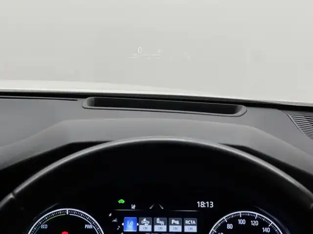 トヨタ ハリアー ハイブリッド Z レザーパッケージ 三重県 2021(令3)年 5.1万km ホワイトパールクリスタルシャイン ハイブリッド/FF/MTモード付フロアCVT/純正 12.3インチナビ/（AM/FM/TV/Bluetooth/USB/iPod/CarPlay/AndroidAuto/Miracast）/【OP】パノラミックビューモニター（シースルービュー機能付）/JBLプレミアムサウンドシステム（9スピーカー＆アンプ）/ドライブレコーダー 前後（デジタルミラー内蔵）/ETC2.0/Toyota Safety Sense/●プリクラッシュセーフティ/●レーントレーシングアシスト/●レーダークルコン/●アダプティブハイビームシステム/●ロードサインアシスト/・先行車発進告知機能/・ブラインドスポットモニター/・パーキングサポートブレーキ（前後静止物、後方接近車両）/など/装備/・デジタルインナーミラー（前後録画機能付）/・カラーヘッドアップディスプレイ/・ハンズフリーパワーバックドア/・本革シート（黒）/・シートヒーター＋ベンチレーション（D/N）/・ステアリングヒーター/・パワーシート（D8way（メモリー・4wayランバーサポート付）/N4way）/・左右独立オートエアコン/・オートワイパー/・18AW/など