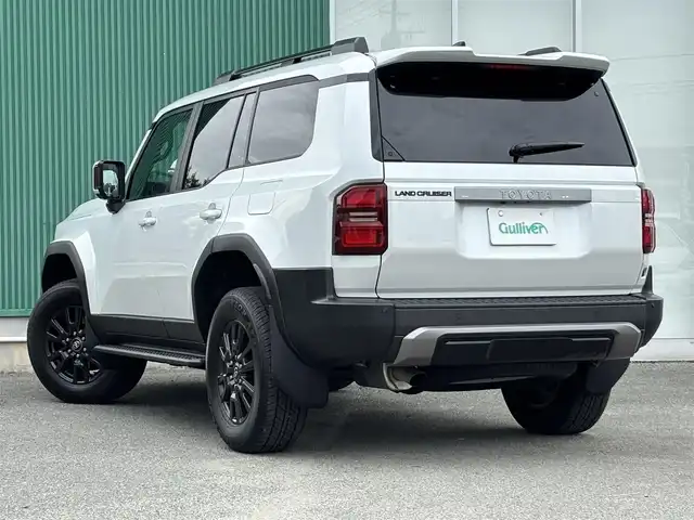トヨタ ランドクルーザー ２５０ VX 福岡県 2024(令6)年 0.4万km プラチナホワイトパールマイカ プッシュスタートボタン/スマートキー/クルーズコントロール/純正メーカーナビ/Bluetoothオーディオ/USB接続/ETC2.0/全方位カメラ/フルセグTV/HDMI接続/サンルーフ/電動リアゲート/純正フロアマット/運転席パワーシート/レザーシート/純正アルミホイール/LEDヘッドライト/SOSコール