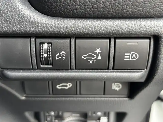 トヨタ ランドクルーザー ２５０ VX 福岡県 2024(令6)年 0.4万km プラチナホワイトパールマイカ プッシュスタートボタン/スマートキー/クルーズコントロール/純正メーカーナビ/Bluetoothオーディオ/USB接続/ETC2.0/全方位カメラ/フルセグTV/HDMI接続/サンルーフ/電動リアゲート/純正フロアマット/運転席パワーシート/レザーシート/純正アルミホイール/LEDヘッドライト/SOSコール
