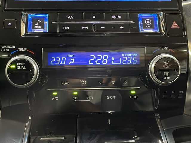 トヨタ アルファード S 長崎県 2019(令1)年 4.3万km ホワイトパールクリスタルシャイン アルパイン１１インチナビ（EX11Z)/・フルセグ/DVD/BTA/・バックカメラ/・ミュージックサーバー/ETC/アルパイン１２．８インチフリップダウン/左側パワースライド/トヨタセーフティセンス/・プリクラッシュセーフティ/・クリアランスソナー/・レーントレーシングアシスト/HDMI端子/オートリトラミラー/車高調/黒調シートカバー/電子制御パーキング/社外マット/オートハイビーム/社外ドラレコ（前方）/オートホールド