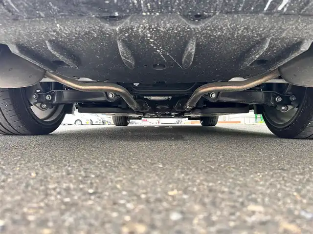レクサス ＩＳ 300h Fスポーツ 宮城県 2024(令6)年 0.7万km ホワイトノーヴァガラスフレーク ～メーカーOP一覧～/サンルーフ/マークレビンソンプレミアムサウンドシステム/パノラマミックビューモニター//セーフティシステムプラス/・プリクラッシュセーフティ/・レーントレーシングアシスト/・オートマチックハイビーム/・レーダークルーズコントロール/・ロードサインアシスト/・先行車発進告知機能/・ドライバー異常時対応システム/ブラインドスポットモニター/メーカーナビ【10.3インチ】/・フルセグ/・DVD/CD/Blu-ray/・Bluetooth/・USB/黒レザーシート/シートヒーター/パワーシート/ステアリングヒーター/パドルシフト/LEDヘッドライト/スマートキー