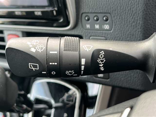 トヨタ ヴォクシー ZS 煌Ⅱ 三重県 2020(令2)年 4.5万km ブラック 純正9型ナビ /バックカメラ /両側パワースライドドア /ビルトインETC2.0 /スペアキー /前後コーナーセンサー /トヨタセーフティセンス/ステアリングスイッチ/USB給電/LEDヘッドライト /オートハイビーム /オートライト/クルーズコントロール/レーンキープアシスト/衝突軽減ブレーキ/純正フロアマット /電動格納ミラー/禁煙車