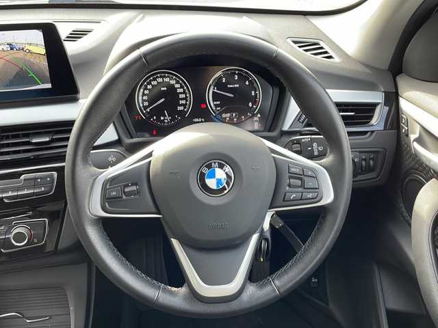ＢＭＷ Ｘ１ xDrive 18d 新潟県 2020(令2)年 5.7万km 白 4WD/純正ナビ(AM/FM/Bluetooth)/バックカメラ/純正前後ドライブレコーダー/インテリジェントセーフティ/ミラー一体型ETC/純正アルミ/LEDヘッドライト/ルーフレール/スペアキー/取扱説明書