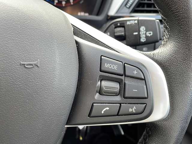 ＢＭＷ Ｘ１ xDrive 18d 新潟県 2020(令2)年 5.7万km 白 4WD/純正ナビ(AM/FM/Bluetooth)/バックカメラ/純正前後ドライブレコーダー/インテリジェントセーフティ/ミラー一体型ETC/純正アルミ/LEDヘッドライト/ルーフレール/スペアキー/取扱説明書