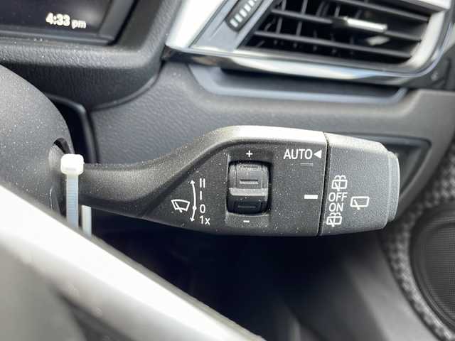 ＢＭＷ Ｘ１ xDrive 18d 新潟県 2020(令2)年 5.7万km 白 4WD/純正ナビ(AM/FM/Bluetooth)/バックカメラ/純正前後ドライブレコーダー/インテリジェントセーフティ/ミラー一体型ETC/純正アルミ/LEDヘッドライト/ルーフレール/スペアキー/取扱説明書