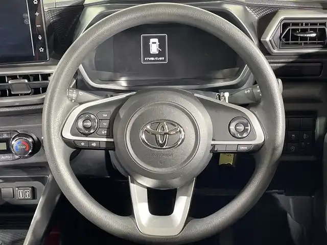 トヨタ ライズ G 福岡県 2022(令4)年 2.2万km ナチュラルベージュマイカM 純正9インチディスプレイオーディオ/・AM/FM/HDMI/AppleCarplay/フルセグTV/・バックモニター/スマートアシスト/コーナーセンサー/ETC2.0/ドライブレコーダー前後/ステアリングリモコン/LEDヘッドライト/・オートライト/スマートキー/・スペアキー/・プッシュスタート/純正16インチアルミホイール/純正フロアマット/純正ドアバイザー