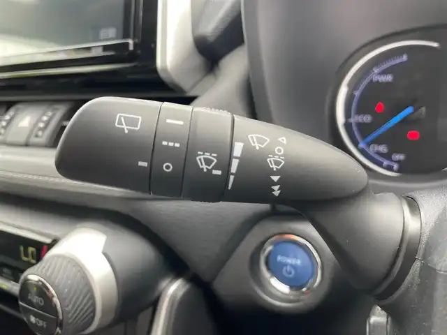 トヨタ ＲＡＶ４ ハイブリッドG 岩手県 2020(令2)年 5.1万km ホワイトパールクリスタルシャイン 純正９型ナビ　Ｆカメラ　Ｂカメラ　Ｂｌｕｅｔｏｏｔｈ　ＣＤ　ＤＶＤ　フルセグ　BSM　シートヒーター　ステアヒーター　ＬＥＤオートライト　純正１８ＡＷ　ルーフレール　ＰＷバックドア　ＡＣ１００Ｖ