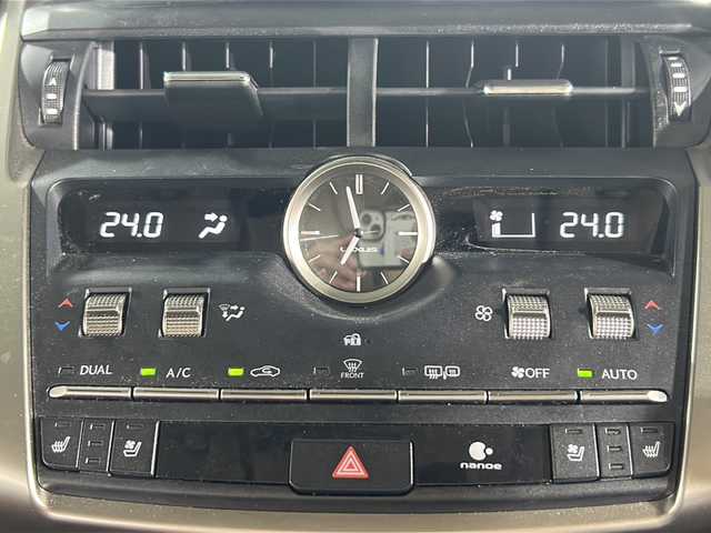 レクサス ＮＸ 300h バージョンL 広島県 2018(平30)年 6.6万km グラファイトブラックガラスフレーク 禁煙/レクサスセーフティシステムプラス/純正ナビ/CD/DVD/Blu-ray/DTV/Bluetooth/USB/パノラミックビューモニター(/76000)/純正OP18インチブロンズアルミホイール(/25000)/NAVI/AI-AVS(/100000)/クリアランスソナー /BSM(/60000)/LDA/三眼LEDオートライト/オートマチックハイビーム /ビルトインETC2.0/前後ドライブレコーダー/ステアリングスイッチ/ステアリングヒーター/AC100V電源/赤革シート/シートヒーター /シートベンチレーション /パワーシート/メモリーシート /パワーバックドア/スマートキー/プッシュスタート/純正フロアマット