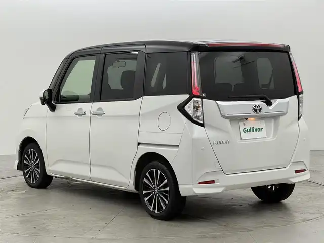 トヨタ ルーミー カスタムG－T 福岡県 2022(令4)年 6.6万km ブラックマイカメタリック/パールホワイト2トーン 社外７インチナビ　/ＥＴＣ　/全方位カメラ　/両側パワースライドドア　/レーダークルーズコントロール　/衝突被害軽減システム　/横滑り防止装置　/コーナーセンサー　/革巻きステアリング　/純正１５インチアルミホイール