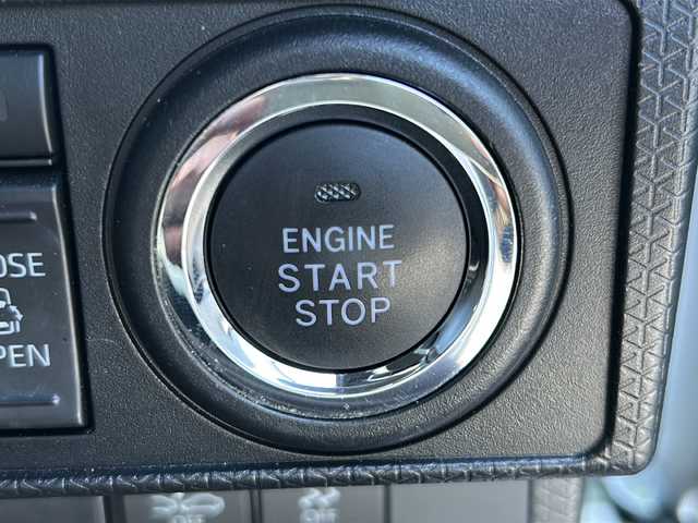 ダイハツ タント カスタム RS セレクション 沖縄県 2020(令2)年 3.1万km シャイニングホワイトパール 純正ナビ　/（ＡＭ／ＦＭ／ＣＤ／ＤＶＤ／ＢＴ）　/フルセグＴＶ　/バックモニター　/両側パワスラ　/クルーズコントロール　/コーナーセンサー　/ドラレコ　/ＥＴＣ　/ハーフレザー　/シートヒーター　/純正フロアマット/純正15AW/スマートキー/LEDヘッドライト/衝突軽減システム/レーンキープアシスト/横滑り防止/オートライト