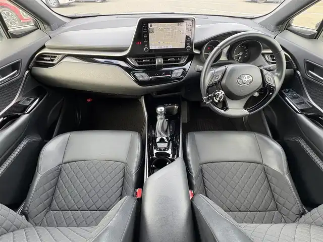 トヨタ Ｃ－ＨＲ G モード ネロ セーフティプラス 大分県 2020(令2)年 4.9万km ブラック/ホワイトパールクリスタルシャイン 2トーン ・純正ナビ(USB/BT/Miracast)/・全方位カメラ/・モデリスタフロントエアロ/・プリクラッシュセーフティ/・ブラインドスポットモニター/・レーダークルーズコントロール/・シートヒーター/・ドライブレコーダー/・ETC/・ブレーキホールド/・オートハイビーム/・ステアリングリモコン/・純正アルミホイール