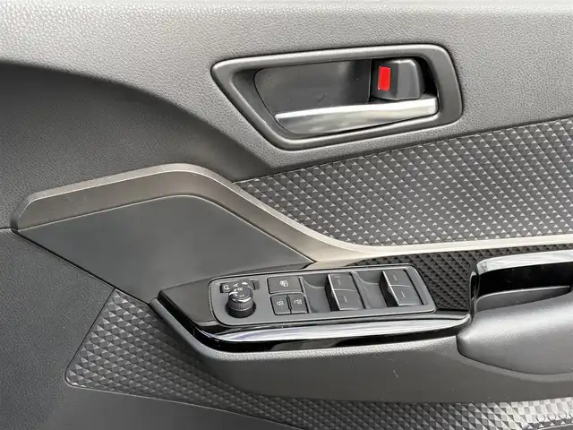 トヨタ Ｃ－ＨＲ G モード ネロ セーフティプラス 大分県 2020(令2)年 4.9万km ブラック/ホワイトパールクリスタルシャイン 2トーン ・純正ナビ(USB/BT/Miracast)/・全方位カメラ/・モデリスタフロントエアロ/・プリクラッシュセーフティ/・ブラインドスポットモニター/・レーダークルーズコントロール/・シートヒーター/・ドライブレコーダー/・ETC/・ブレーキホールド/・オートハイビーム/・ステアリングリモコン/・純正アルミホイール