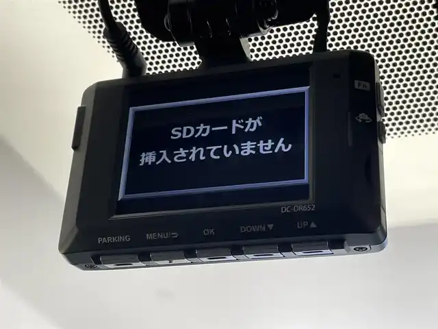 トヨタ シエンタ ハイブリッド G クエロ 愛知県 2021(令3)年 1.3万km ブラックマイカ/センシュアルレッドマイカ 純正９型ナビ　地デジＴＶ　Ｂｌｕｅｔｏｏｔｈ　全方位カメラ　両側パワースライドドア　シートヒーター　ハーフレザー　ステアリングヒーター　衝突軽減装置　クルコン　ＬＥＤオートライト　車線逸脱　ＥＴＣ　前後ドラレコ　フォグランプ　禁煙車