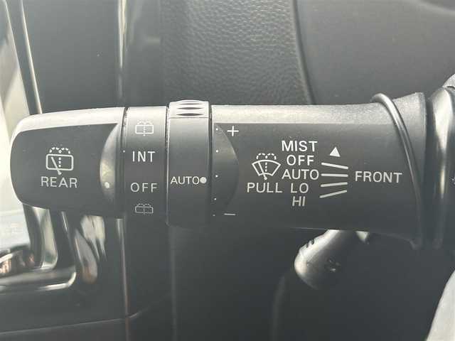 三菱 ミラージュ G 岡山県 2020(令2)年 7.1万km ホワイトダイヤモンド 登録時走行距離70975km/社外ナビ(AM.FM.CD.DVD.TV.BT)/フルセグTV/バックカメラ/ETC/前後ドライブレコーダー/衝突軽減ブレーキ/横滑り防止装置/クルーズコントロール/レーンキープアシスト/オートライト/オートマチックハイビーム/アイドリングストップ/15インチ純正AW/純正フロアマット/プッシュスタート/ドアバイザー