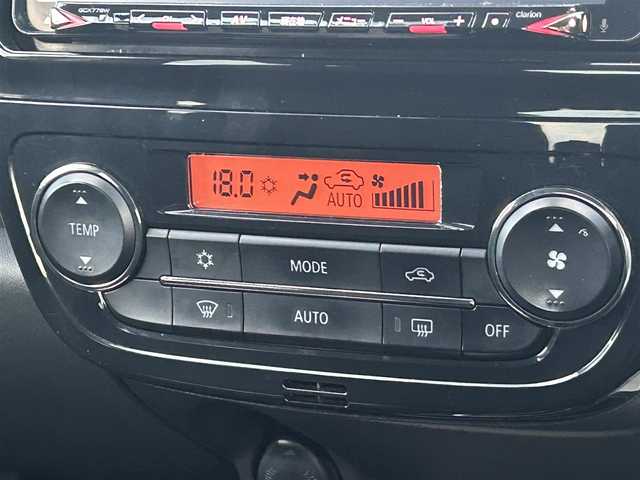 三菱 ミラージュ G 岡山県 2020(令2)年 7.1万km ホワイトダイヤモンド 登録時走行距離70975km/社外ナビ(AM.FM.CD.DVD.TV.BT)/フルセグTV/バックカメラ/ETC/前後ドライブレコーダー/衝突軽減ブレーキ/横滑り防止装置/クルーズコントロール/レーンキープアシスト/オートライト/オートマチックハイビーム/アイドリングストップ/15インチ純正AW/純正フロアマット/プッシュスタート/ドアバイザー