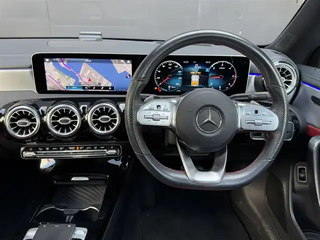 メルセデス・ベンツ ＣＬＡ２００ｄ AMGライン 和歌山県 2019(令1)年 5.2万km デニムブルー 純正ナビ /フルセグTV /360度カメラ /アドバンスドパッケージ /HUD /アドバンスドサウンド/レーダーセーフティパッケージ /パノラミックスライディングルーフ /レザーエクスクルーシブ /赤黒コンビレザー /ETC