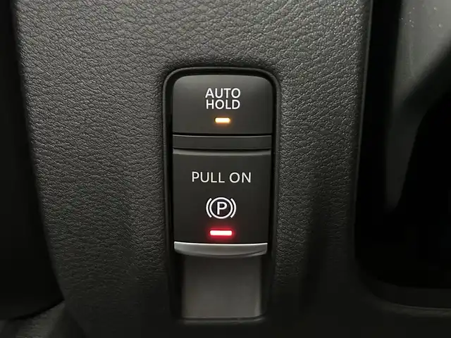 日産 セレナ e－パワー ハイウェイスター V 佐賀県 2024(令6)年 0.9万km ダイヤモンドブラック AA仕入：評価点5点/メーカー純正ナビ/アラウンドビューモニター/インテリジェントルームミラー/ナビ連動ドライブレコーダー/両側パワースライドドア/プロパイロット/ハンズフリースライドドア/純正16インチアルミホイール/安全機能/ヒルスタートアシスト/インテリジェント エマージェンシーブレーキ/LDW（車線逸脱警報）/車両接近通報装置/フロント&バックソナー/インテリジェント LI（車線逸脱防止支援システム）/インテリジェント DA（ふらつき警報）/踏み間違い衝突防止アシスト/標識検知機能/（進入禁止標識検知、最高速度標識検知、/一時停止標識検知）