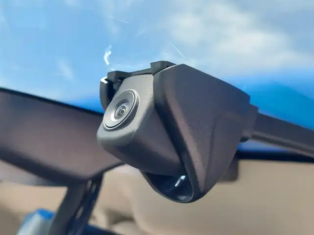 ホンダ オデッセイ ハイブリッド e:HEVアブソルート EX 東京都 2021(令3)年 3.3万km プレミアムスパークルブラックパール Honda SENSING/・衝突軽減ブレーキ/・誤発進抑制機能/・標識認識機能/・路外逸脱抑制機能/・車線維持支援システム/・先行車発進お知らせ機能/・アダプティブクルーズコントロール/・オートハイビーム/・ブラインドスポットインフォメーション/・マルチビューカメラシステム/・スマートパーキングアシストシステム/プッシュスタート/純正ナビ/フルセグTV/ETC2.0/ドライブレコーダー/デジタルインナーミラー/100V電源/両側パワースライドドア/ハーフレザーシート/パワーシート/オットマン/シートヒーター/パワーバックドア/LEDヘッドライト/ドアバイザー/18インチ純正アルミホイール