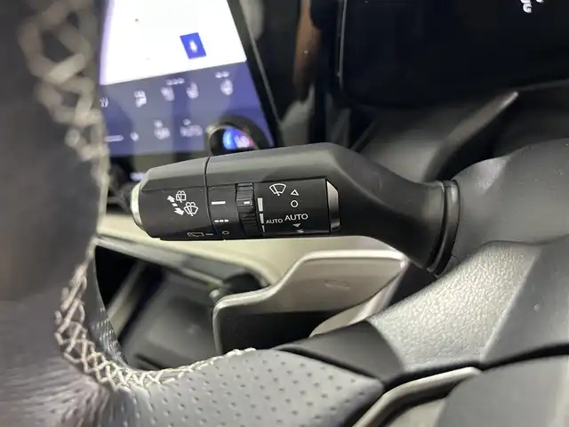 レクサス ＮＸ 350h Fスポーツ 佐賀県 2023(令5)年 3.2万km ホワイトノーヴァガラスフレーク 純正ナビ/AM/FM/フルセグTV/Bluetooth/三眼LEDヘッドライト/レクサスチームメイトアドバンストパーク/パノラミックビューモニター/レーンキープアシスト/デジタルインナーミラー/ヘッドアップディスプレイ/オレンジキャリパー/ブラインドスポットモニター/後席電動格納/電動リアゲート/ワイヤレス充電/ステアリングヒーター/レザーシート/前席シートヒーター/前席エアシート/パドルシフト/純正20インチアルミホイール/スマートキー/スペアキー/カードキー/純正フロアマット