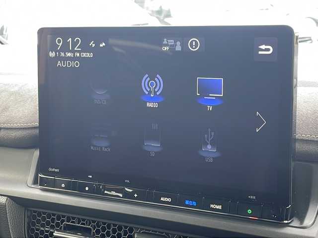 ホンダ ステップワゴン スパーダ eHEV プレミアムライン 大阪府 2024(令6)年 0.3万km プラチナホワイトパール 純正11.4型ナビ/フルセグTV/CD/DVD/BT/USB/衝突軽減ブレーキ/パーキングセンサー/踏み間違い衝突軽減システム/ブラインドスポットインフォメーション/路外逸脱抑制機能/レーダークルーズコントロール/パワーバックドア/両側電動スライドドア/シートヒーター/ハーフレザーシート/全方位カメラ/オットマン/純正17インチAW/オートライト/取説/保証書/スペアキーx1