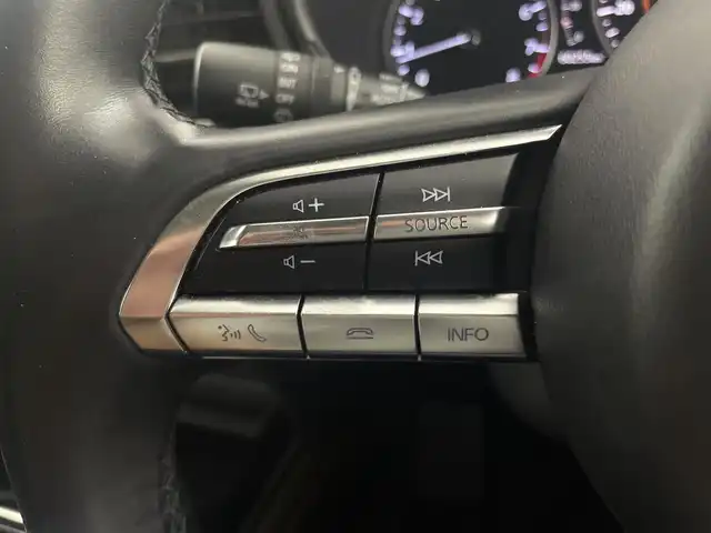 マツダ ＣＸ－３０ 20S Lパッケージ 大阪府 2020(令2)年 6.1万km ディープクリスタルブルーマイカ i-ACTIVSENSE/ 　・スマートブレーキサポート/　・車線逸脱警報機能/　・クルージングトラフィックサポート/　・ドライバーアテンションサポート/BOSEサウンド/純正ナビ（Bluetooth/CD/DVD）/フルセグTV/全方位カメラ/レーダークルーズコントロール/LEDヘッドライト/オートハイビームアシスト/レザーシート/パワーシート/シートヒーター/純正18インチアルミホイール/ブラインドスポットモニター/電動テールゲート/スマートキー/ETC