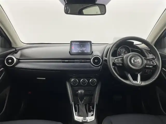 マツダ マツダ２ 15S プロアクティブ Sパッケージ 群馬県 2020(令2)年 2.8万km エターナルブルーマイカ セーフティクルーズパッケージ/・スマートブレーキサポート/・レーンキープアシストシステム/・アダプティブLEDヘッドライト/・マツダレーダークルーズコントロール(全車速追従機能付)/CD/DVDプレーヤー/地上デジタルＴＶチューナー（フルセグ）/シャークフィンアンテナ/＝＝＝＝＝＝＝＝/純正ナビ/AM/FM/CD/DVD/BT/フルセグ/ETC/360°ビューモニター/アドバンストスマートシティブレーキサポート/スマートシティブレーキサポート(後退時)/ドライバーアテンションアラート/ハイビームコントロールシステム/ブラインドスポットモニタリング/リアクロストラフィックアラート/交通標識認識システム/車線逸脱警報システム/LEDヘッドライト/スマートキー/プッシュスタート