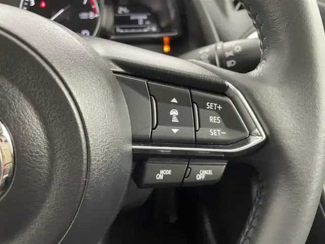 マツダ マツダ２ 15S プロアクティブ Sパッケージ 群馬県 2020(令2)年 2.8万km エターナルブルーマイカ セーフティクルーズパッケージ/・スマートブレーキサポート/・レーンキープアシストシステム/・アダプティブLEDヘッドライト/・マツダレーダークルーズコントロール(全車速追従機能付)/CD/DVDプレーヤー/地上デジタルＴＶチューナー（フルセグ）/シャークフィンアンテナ/＝＝＝＝＝＝＝＝/純正ナビ/AM/FM/CD/DVD/BT/フルセグ/ETC/360°ビューモニター/アドバンストスマートシティブレーキサポート/スマートシティブレーキサポート(後退時)/ドライバーアテンションアラート/ハイビームコントロールシステム/ブラインドスポットモニタリング/リアクロストラフィックアラート/交通標識認識システム/車線逸脱警報システム/LEDヘッドライト/スマートキー/プッシュスタート