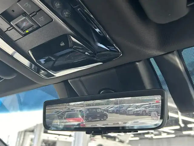 トヨタ ハリアー ハイブリッド G 愛知県 2023(令5)年 3.3万km ブラック トヨタセーフティセンス/・プリクラッシュセーフティ/・レーンディバーチャーアラート/・レーントレーシングアシスト/・レーダークルーズコントロール/・オートマチックハイビーム/置くだけ充電/デジタルインナーミラー/純正12.3型ナビ/・CD/DVD/BT/フルセグ/バックカメラ/ビルトインETC2.0/革巻きステアリング/ステアリングリモコン/ハーフレザーシート/パワーシート（D席）/パワーバックドア/純正LEDヘッドライト/フォグランプ/純正18インチアルミホイール