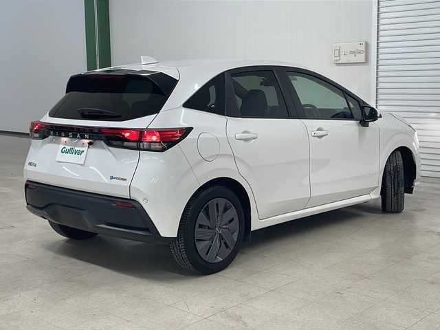 日産 ノート X 熊本県 2023(令5)年 2.3万km ピュアホワイトパール 社外ナビ（BT、ラジオ）/ETC/ドラレコ/バックカメラ/ステアリングリモコン/オートハイビーム/オートライト/フロアマット/プッシュスタート/スマートキー