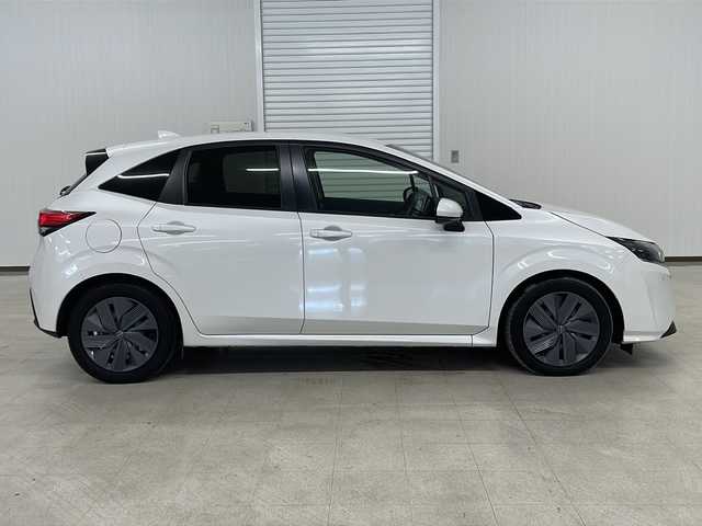 日産 ノート X 熊本県 2023(令5)年 2.3万km ピュアホワイトパール 社外ナビ（BT、ラジオ）/ETC/ドラレコ/バックカメラ/ステアリングリモコン/オートハイビーム/オートライト/フロアマット/プッシュスタート/スマートキー