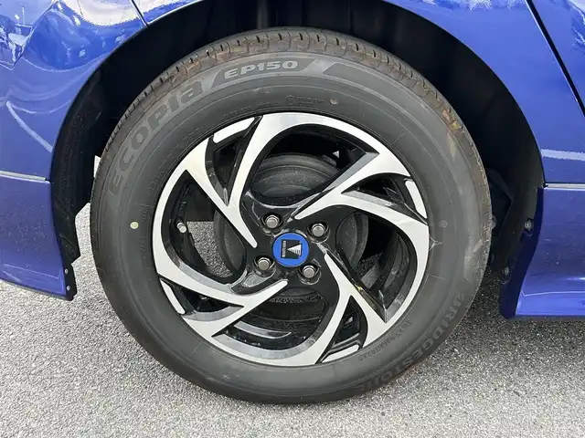 トヨタ アクア G 奈良県 2021(令3)年 1.1万km ダークブルーマイカM 純正ディスプレイオーディオ /ナビキット /モデリスタフルエアロ /モデリスタアルミホイール /パーキングサポートブレーキ /レーダークルーズコントロール /プリクラッシュセーフティ /ドライブレコーダー /ETC /バックカメラ/純正フロアマット/前後コーナーセンサー/LEDヘッドライト/オートライト/オートハイビーム/レーンキープアシスト