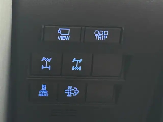 トヨタ ランドクルーザー GRスポーツ 愛知県 2022(令4)年 2.9万km プレシャスホワイトパール ４WD/トヨタセーフティーセンス/レーダークルーズコントロール/JBLプレミアムサウンド/パノラマルーフ/純正ディスプレイナビ/・Bluetooth/・フルセグTV/・Applecarplay/アラウンドビューモニター/パワーバックドア/シートヒーター/エアシート/赤黒革レザーシート/ブラインドスポットモニター/革巻きステアリング/ステアリングリモコン/社外デジタルインナーミラー/前後ドライブレコーダー/HUD/AC100V/純正アルミホイール/純正GRフロアマット/シーケンシャルライト/フォグランプ/ディライト/トノカバー