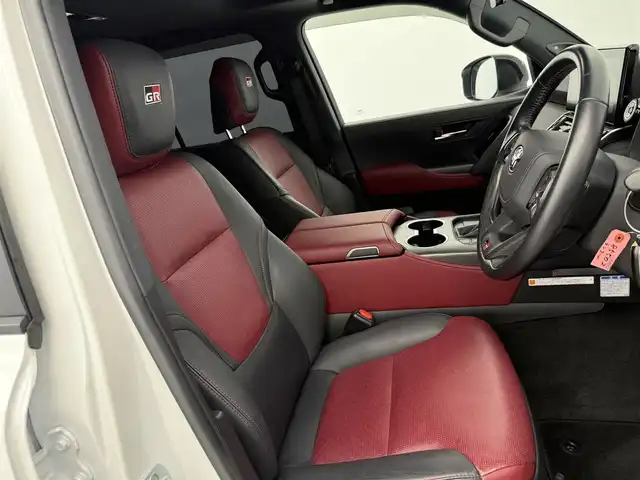 トヨタ ランドクルーザー GRスポーツ 愛知県 2022(令4)年 2.9万km プレシャスホワイトパール ４WD/トヨタセーフティーセンス/レーダークルーズコントロール/JBLプレミアムサウンド/パノラマルーフ/純正ディスプレイナビ/・Bluetooth/・フルセグTV/・Applecarplay/アラウンドビューモニター/パワーバックドア/シートヒーター/エアシート/赤黒革レザーシート/ブラインドスポットモニター/革巻きステアリング/ステアリングリモコン/社外デジタルインナーミラー/前後ドライブレコーダー/HUD/AC100V/純正アルミホイール/純正GRフロアマット/シーケンシャルライト/フォグランプ/ディライト/トノカバー