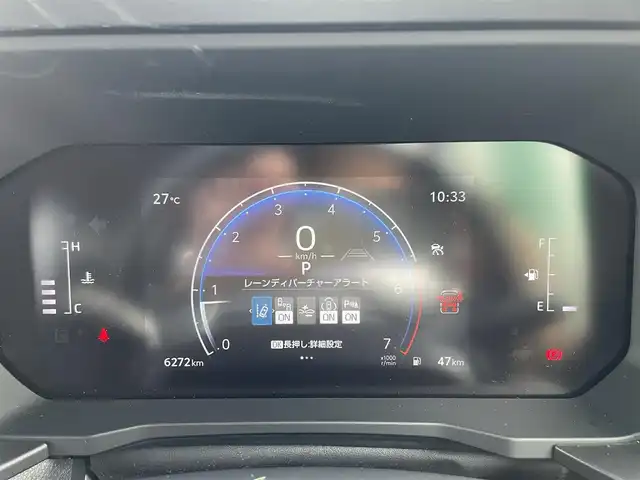 トヨタ ランドクルーザー ２５０ VX 群馬県 2024(令6)年 0.7万km プラチナホワイトパールマイカ ワンオーナー/サンルーフ/トヨタセーフティセンス/・レーンディパーチャーアラート/・ブラインドスポットモニター/・プリクラッシュセーフティ/・クリアランスソナー/・プロアクティブドライビングアシスト/・リヤクロストラフィックアラート/・後方車両接近告知/・安心降車アシスト/・リヤカメラディテクション/・周辺車両接近時サポート/・ロードサインアシスト/純正12.3インチディスプレイオーディオ　ナビ機能あり/（AM FM フルセグ Bluetooth　Miracast)/全方位カメラ/ビルトインETC2.0/LEDヘッドライト/オートライト/オートマチックハイビーム/パワーバックドア/レザーシート/前席シートヒーター＆エアーシート/運転席パワーシート/ハンドルヒーター/革巻きステアリング/ステアリングリモコン/追従式クルーズコントロール/純正デジタルインナーミラー/電動ウィンカーミラー/純正フロアマット/取扱説明書/保証書/スペアキー