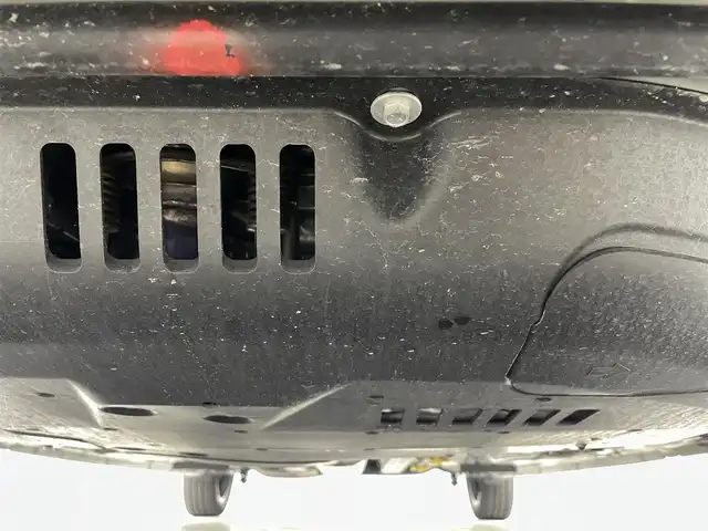 トヨタ ルーミー カスタムG－T 福島県 2023(令5)年 2.3万km パール スマートアシスト/・衝突被害軽減ブレーキ/・車線逸脱警報装置/・誤発進抑制装置/・ふらつき警報/・先行車発進お知らせ/純正7インチナビゲーション/・型番：NMZK-W73D/・フルセグTV/BT/USB/SD/CD/DVD/FM/AM/・ETC/・アラウンドビューモニター/・バックカメラ/両側パワースライドドア/革張ステアリング/・ステアリングリモコン/・クルーズコントロール追従あり/D+N席シートヒーター/アイドリングストップ/電子パーキングホールド/ブレーキホールド/プッシュスタート/・スマートキー/LEDヘッドライト/・フォグライト/・オートライト/・オートハイビーム/電動格納ミラー/・オートミラー/・ウィンカーミラー/前後コーナーセンサー/純正15インチアルミ/純正フロアマット