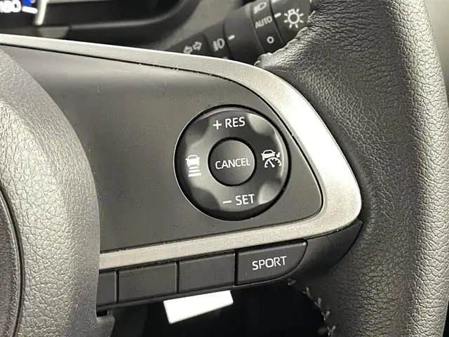 トヨタ ルーミー カスタムG－T 福島県 2023(令5)年 2.3万km パール スマートアシスト/・衝突被害軽減ブレーキ/・車線逸脱警報装置/・誤発進抑制装置/・ふらつき警報/・先行車発進お知らせ/純正7インチナビゲーション/・型番：NMZK-W73D/・フルセグTV/BT/USB/SD/CD/DVD/FM/AM/・ETC/・アラウンドビューモニター/・バックカメラ/両側パワースライドドア/革張ステアリング/・ステアリングリモコン/・クルーズコントロール追従あり/D+N席シートヒーター/アイドリングストップ/電子パーキングホールド/ブレーキホールド/プッシュスタート/・スマートキー/LEDヘッドライト/・フォグライト/・オートライト/・オートハイビーム/電動格納ミラー/・オートミラー/・ウィンカーミラー/前後コーナーセンサー/純正15インチアルミ/純正フロアマット