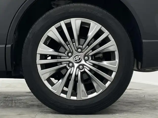トヨタ ハリアー ハイブリッド Z レザーパッケージ 埼玉県 2020(令2)年 3.6万km プレシャスブラックパール 純正12.3型DA TV 360° BSM 液晶ミラー ETC　置くだけ充電　ハンドルヒーター　シートヒーター　ベンチレーション　レーダークルーズコントロール　レーンキープアシスト　パワーバックドア禁煙