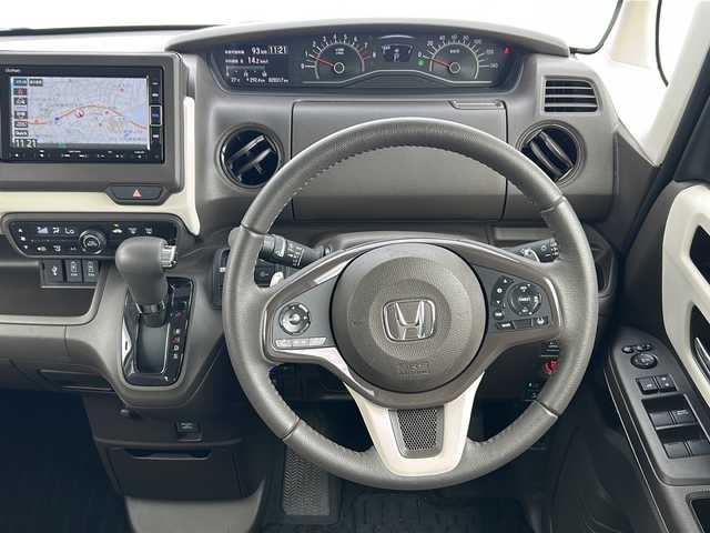 ホンダ Ｎ ＢＯＸ L ターボ 三重県 2022(令4)年 2.1万km クリスタルブラックパール 純正ナビ　/バックカメラ　/両側パワースライドドア/ビルトインETC /前席シートヒーター　/コーナーセンサー /レーダークルーズコントロール /レーンキープアシスト/ホンダセンシング /USB給電 /LEDヘッドライト/オートハイビーム /オートライト/電子パーキング/スペアキー /禁煙車